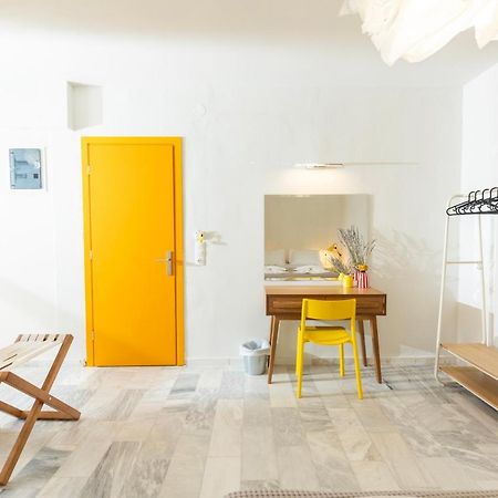 Mondrian Guest House Skiathos-stad Buitenkant foto