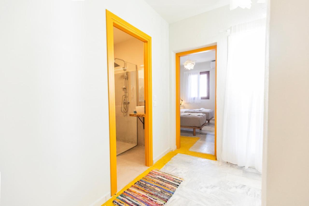 Mondrian Guest House Skiathos-stad Buitenkant foto