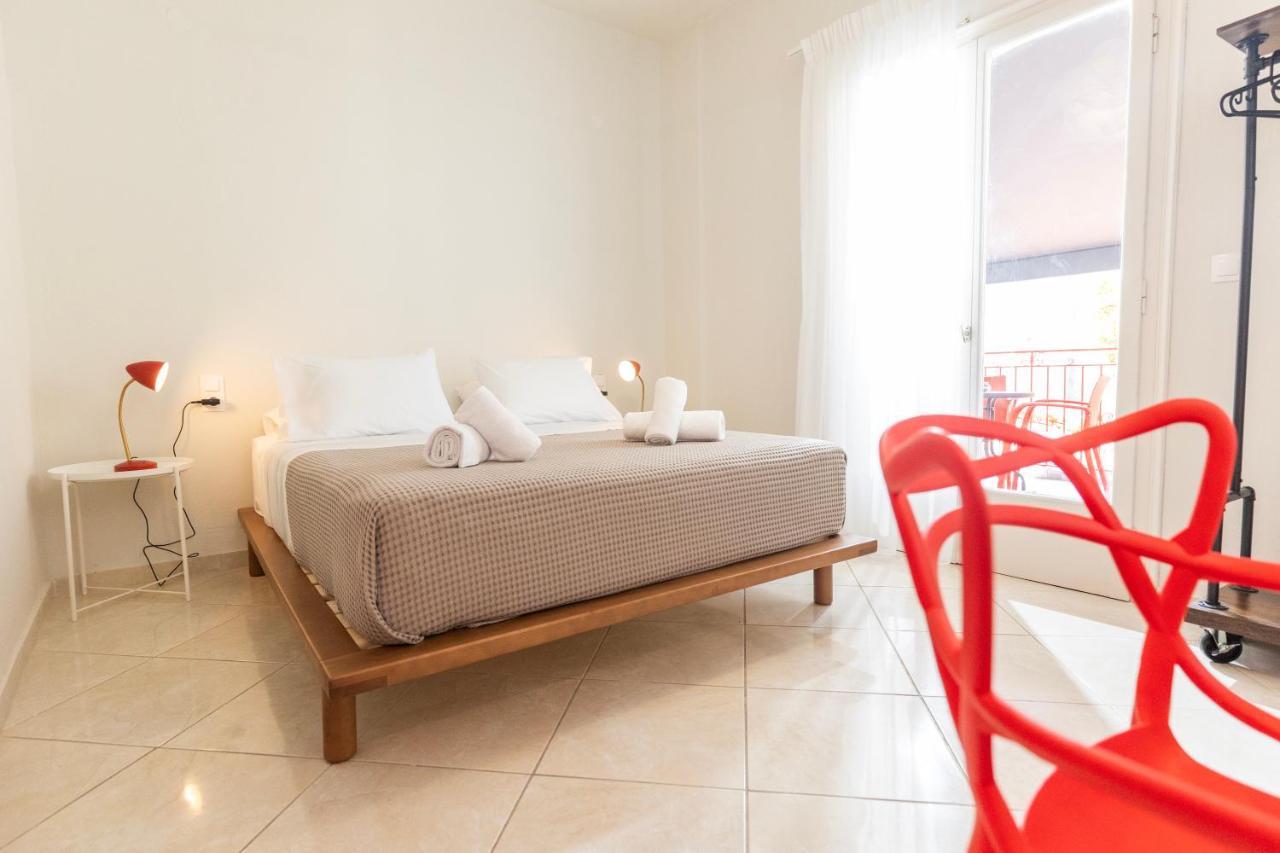 Mondrian Guest House Skiathos-stad Buitenkant foto