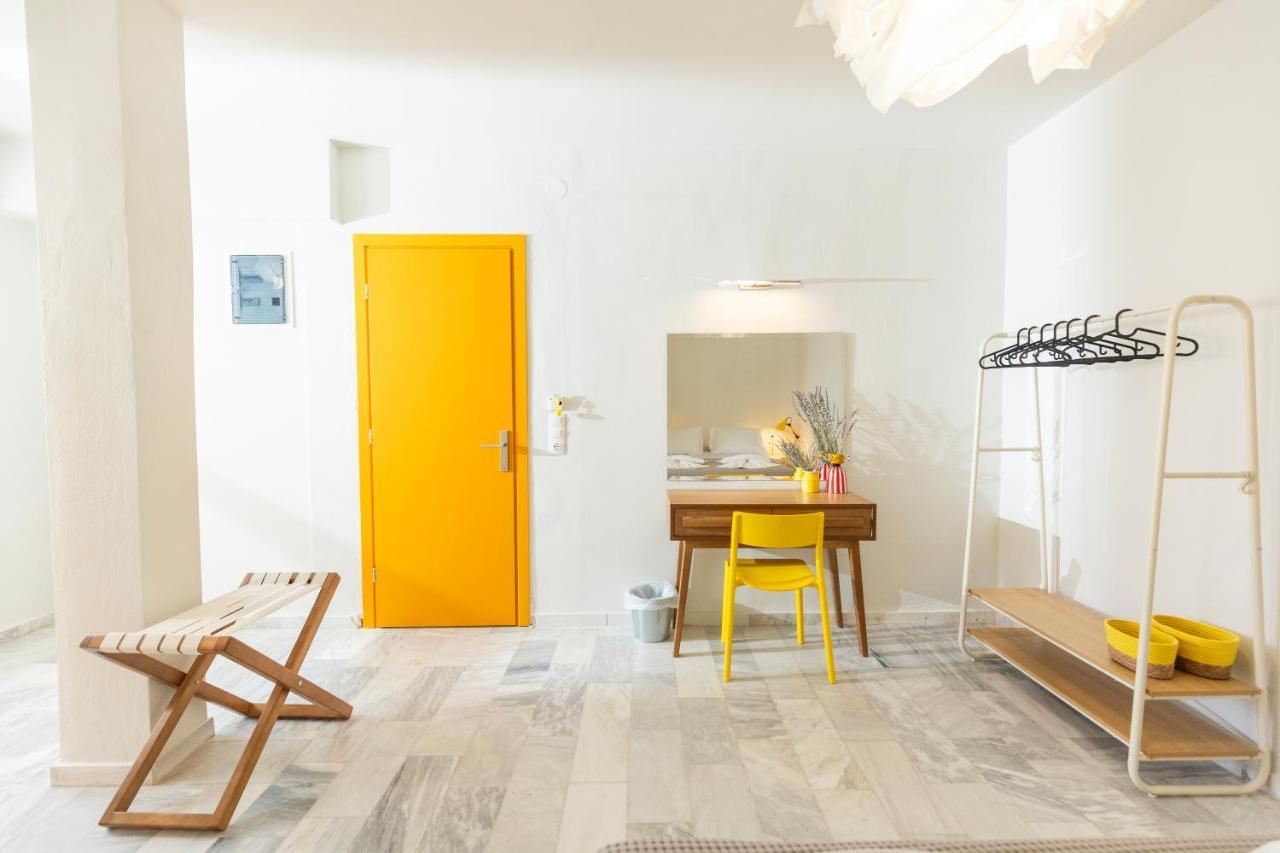 Mondrian Guest House Skiathos-stad Buitenkant foto