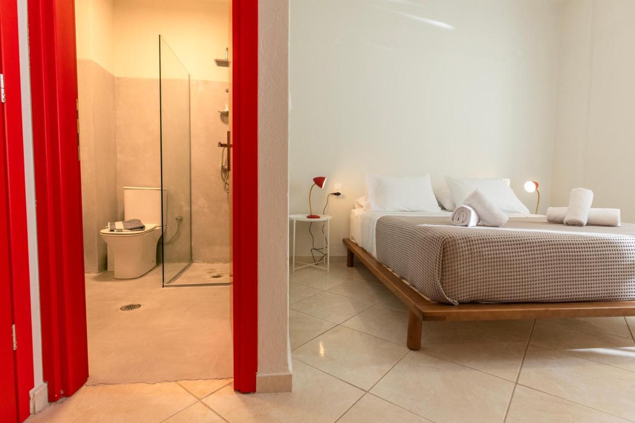 Mondrian Guest House Skiathos-stad Buitenkant foto