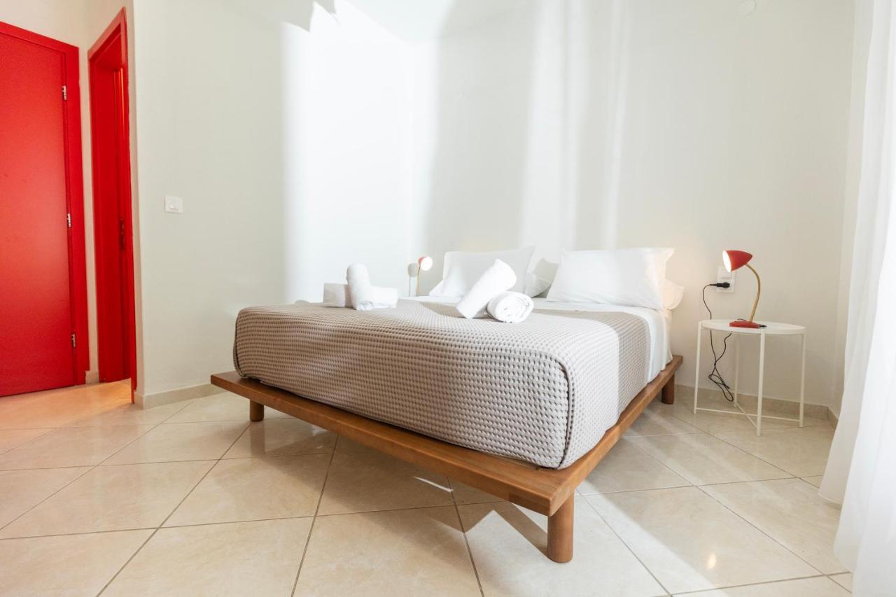 Mondrian Guest House Skiathos-stad Buitenkant foto
