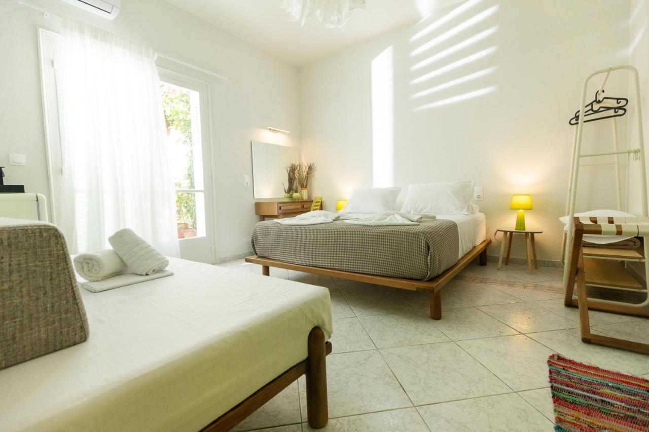 Mondrian Guest House Skiathos-stad Buitenkant foto